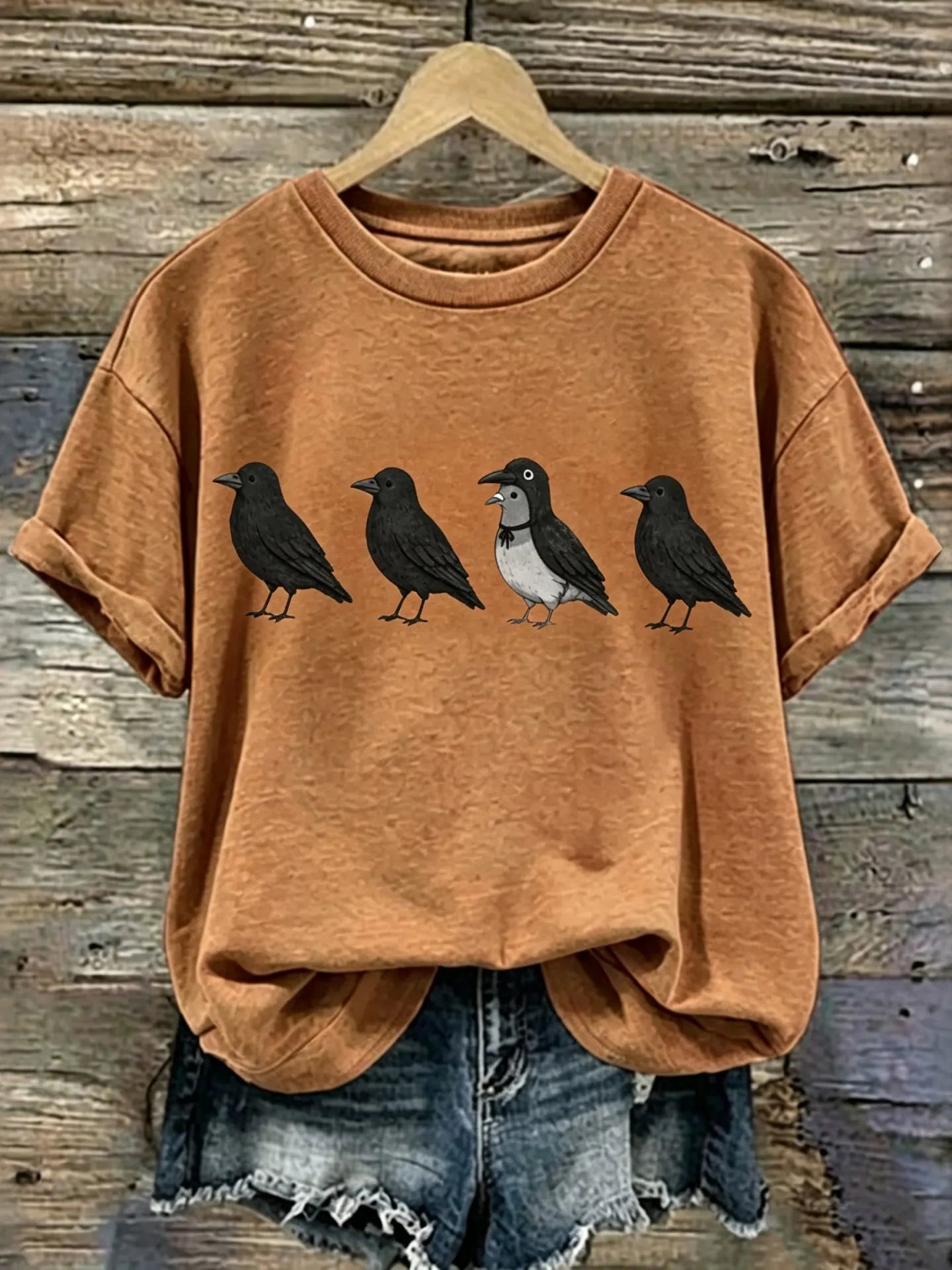 Cardydony Women's Halloween Fun Crow Print T-shirt