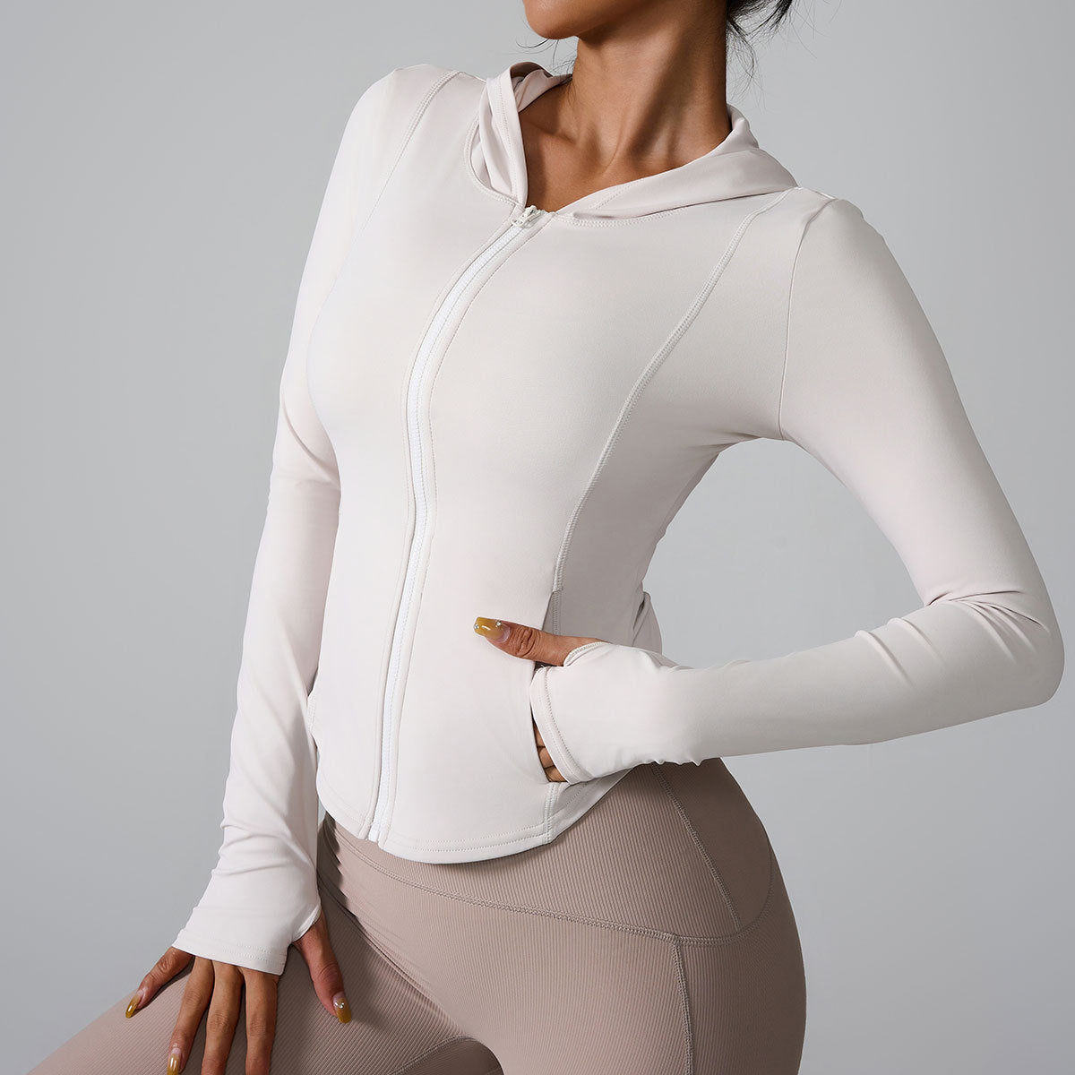 Cardydony Women's Slim-Fit Hooded Sports Jacket with Thumbholes
