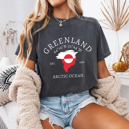 Cardydony Women's Stand With Greenland T-shirt