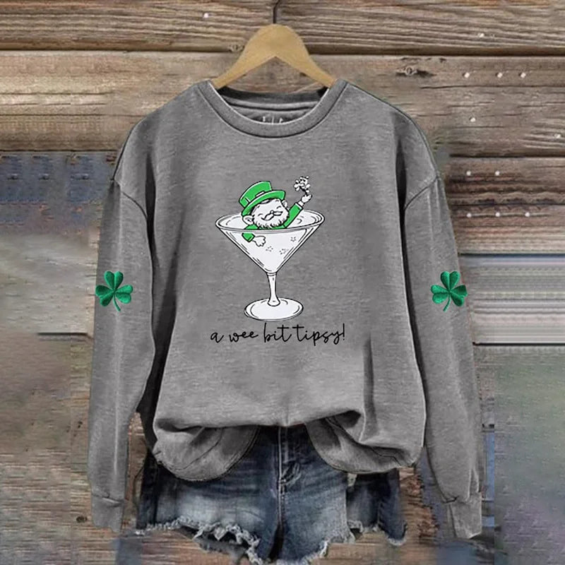 Cardydony Women's A Wee Bit Tipsy! Saint Patrick's Day Heart Sweatshirt