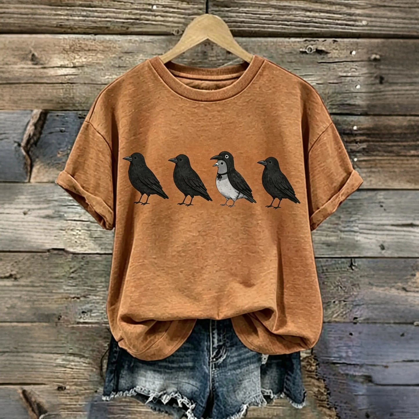 Cardydony Women's Halloween Fun Crow Print T-shirt