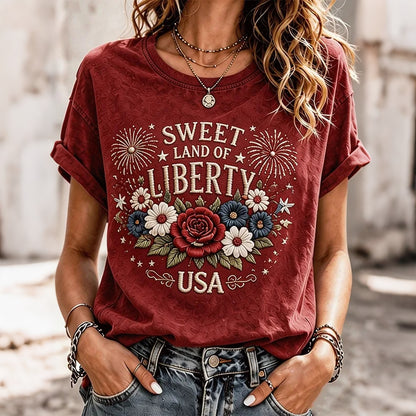 Cardydony Women's Sweet Land Of Liberty Floral Usa Art Short-sleeve T-shirt