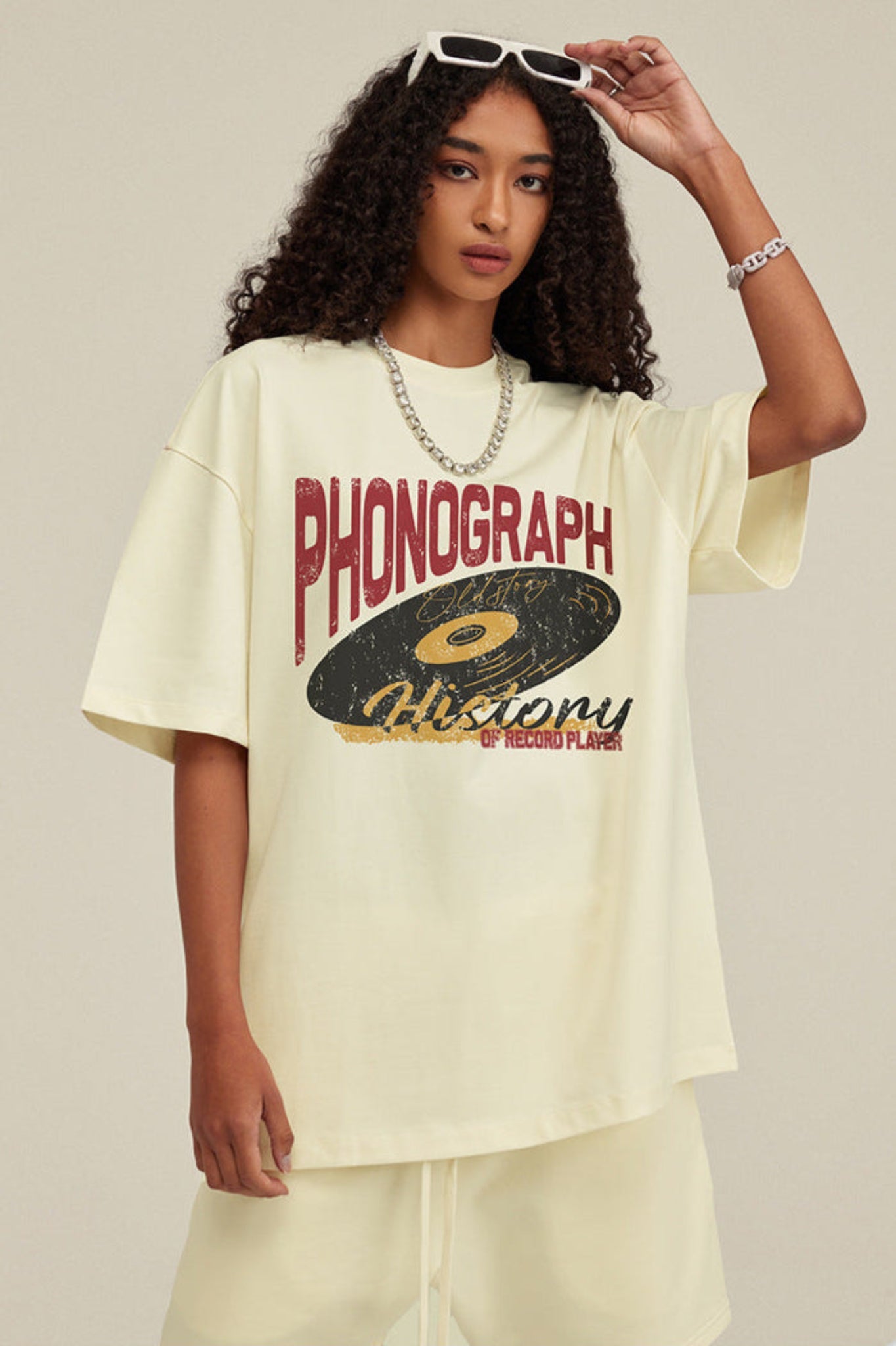 ardydony Women's Phonograph Graphic Tee – Oversized Streetwear T-Shirt for Women